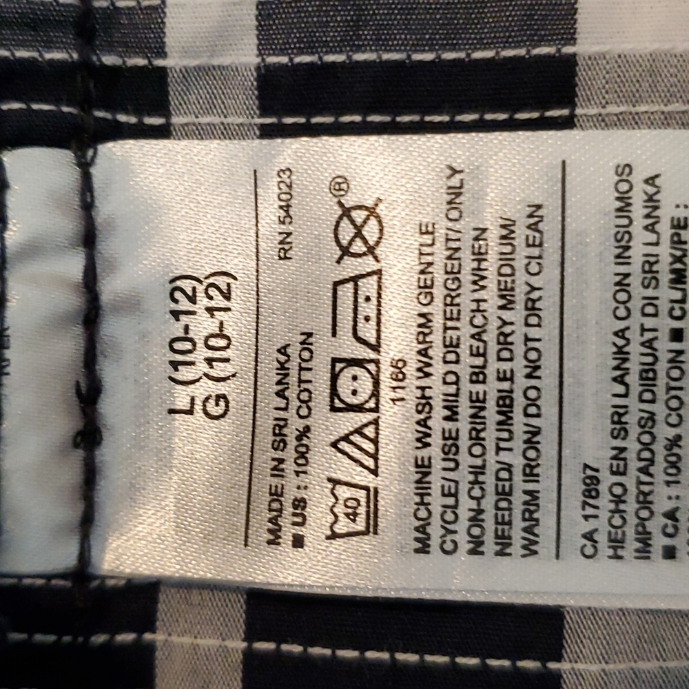 Old Navy button down short sleeve shirt, Size 10-12 - Picture 4 of 4